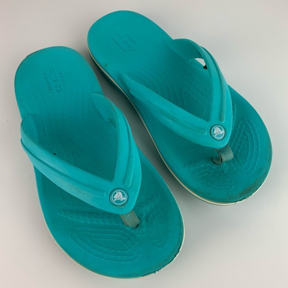 Crocs Crocband Unisex Junior Size 1  Flip Flop Sandals Aqua Lightweight Comfy